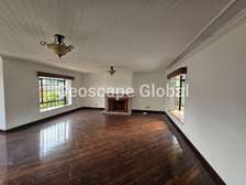 5 Bed House with En Suite in Spring Valley