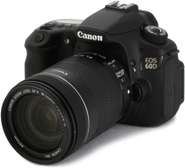 Canon EOS 60D DSLR Digital Camera With 18-55mm Zoom Lens