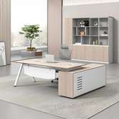 Executive Desk: Functional Office Desk With Drawers, Ekintop