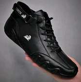 Men Boot _Available in plenty_ size
40-47