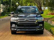 2016 Toyota land cruiser ZX V8 in Nairobi