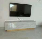 Tv-stand