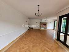 3 Bed Townhouse with En Suite in Spring Valley