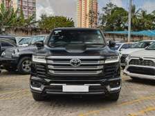 Toyota Land Cruiser ZX Black 2024