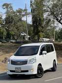 Toyota Noah KCT