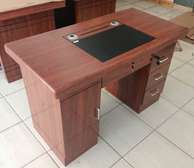 Imported Modern Senior Management Desk – 1200mm