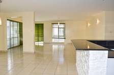 4 Bed Apartment with En Suite in Riara Road