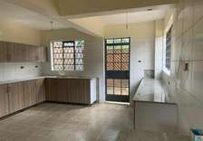 5 bedroom townhouse for rent in Nyari