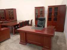 Executive desk 1.6m