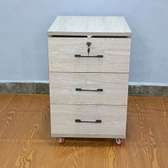 3-Drawer movable pedestal