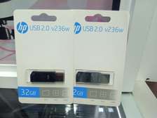 HP V236W 32GB Flash Disk Drive - Silver