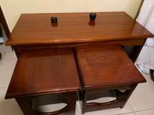 Coffee table with four stool
