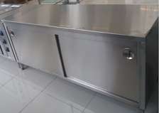 Storage cabinet