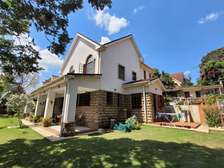 4 Bed House with En Suite at Rosslyn Lone Tree