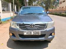 TOYOTA HILUX DOUBLE CAB MANUAL LOCALLY ASSEMBLED 2014 MODEL.