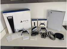 PS5 Blu-Ray Console + Charging Station + 2 Controllers