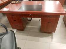 Office desk (1.4meters)