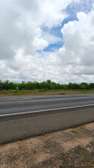 160 Acres Touching Thika-garissa Road Is On Quick Sale