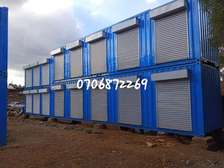 Container Stalls