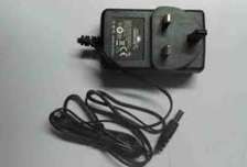 universal  charger 12v by 3 amp