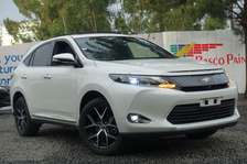 Toyota Harrier pearl 2017 sunroof 4wd Ash Style