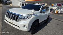 Toyota Prado Tx with sunroof