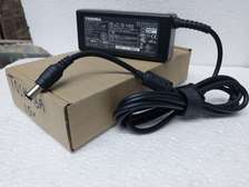 15V 4A AC/DC Adapter for Toshiba N193 V85 R33030 ITE adapter