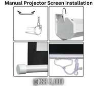 Manual projector screen installation