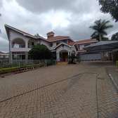 4 Bed House with En Suite in Runda