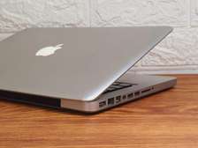 MacBook pro 2009 Core 2duo 4gb Ram 256gb ssd.