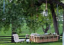 Swing chairs/daybeds for porches & gardens