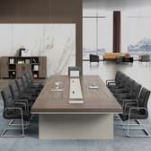Conference table: 3.0m boardroom meeting table
