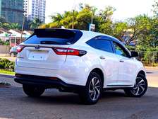 Toyota Harrier Premium Advance, Turbo