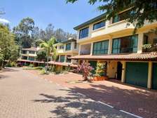 4 Bed House with En Suite at Y67