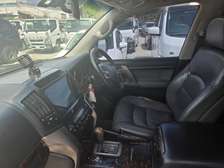Land Cruiser V8