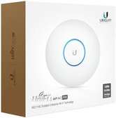UBIQUITI UNIFI DUAL BAND UAP-AC-PRO with adaptor