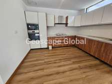 5 Bed House with En Suite in Lower Kabete