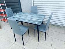Dining table set
