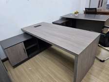 Executive office desk 1.6m