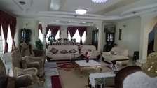 7 Bed House with En Suite in Runda