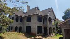 5 Bed House with En Suite at Samaki Drive