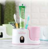 Toothbrush holder with toothpaste dispenser /alfb