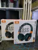 JBL tune 760 headphones