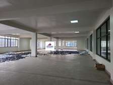 7,209 ft² Warehouse with Fibre Internet in Industrial Area