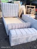 Tufted bed