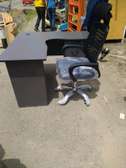 L-shape desk+chair