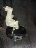 Brake master  cylinder  and  booster  toyota  ractis