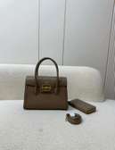 Fashion designer ladies handbags