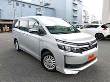 7 SEATER VOXY (MKOPO/HIRE PURCHASE ACCEPTED)