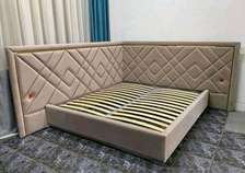 New style tufted bed